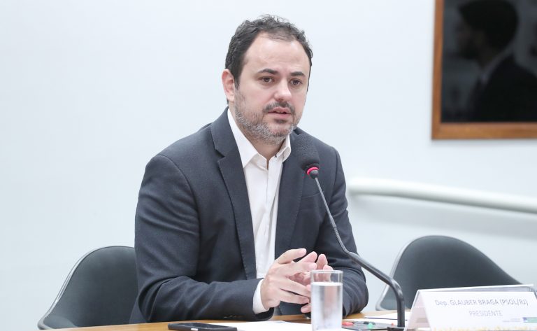 Deputado defende revogação da contribuição previdenciária de aposentados