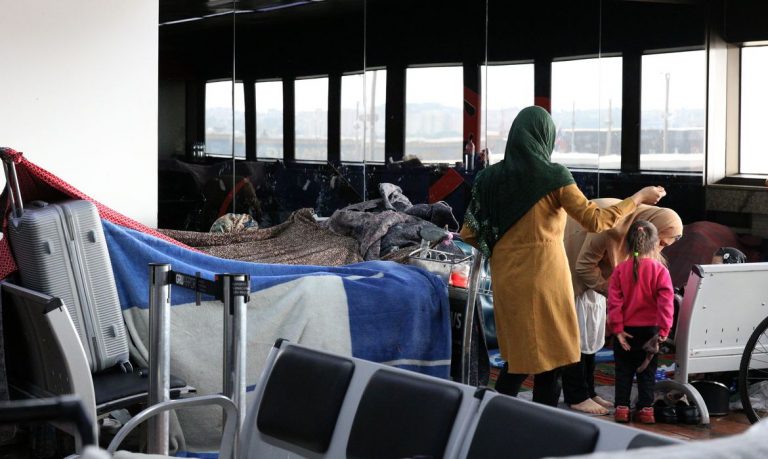 Situação de refugiados no aeroporto de Guarulhos será debatida nesta quarta