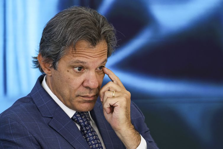 Inflação provocada por seca não se resolve com juros, diz Haddad