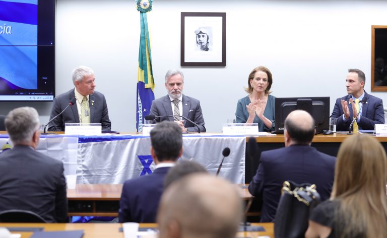 Grupo Parlamentar de Amizade Brasil-Israel faz apelo pela soltura de reféns