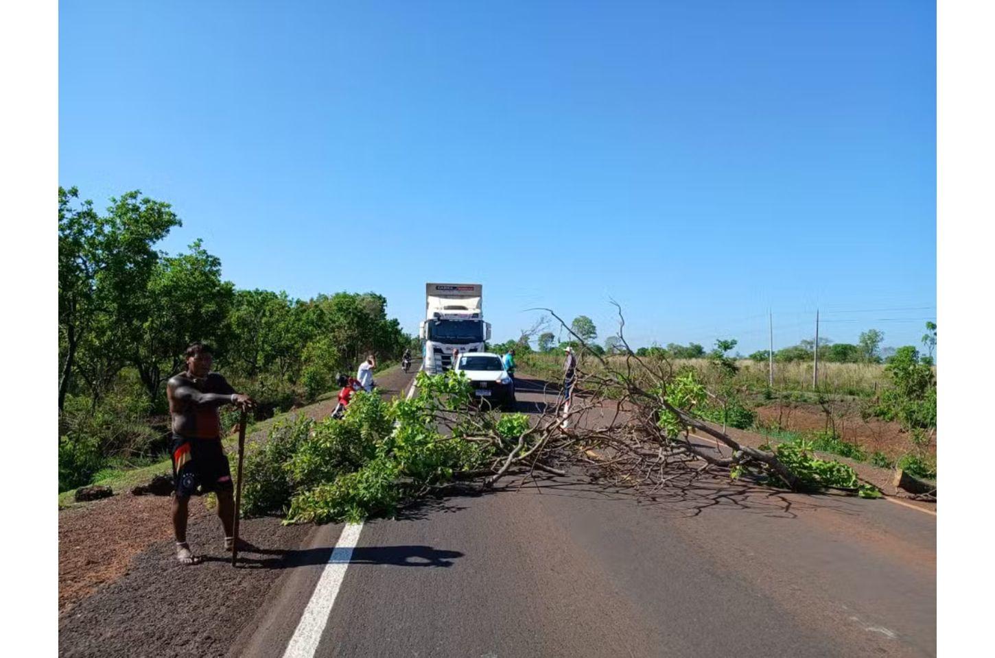 Indígena morre após ser atropelado em rodovia de MT