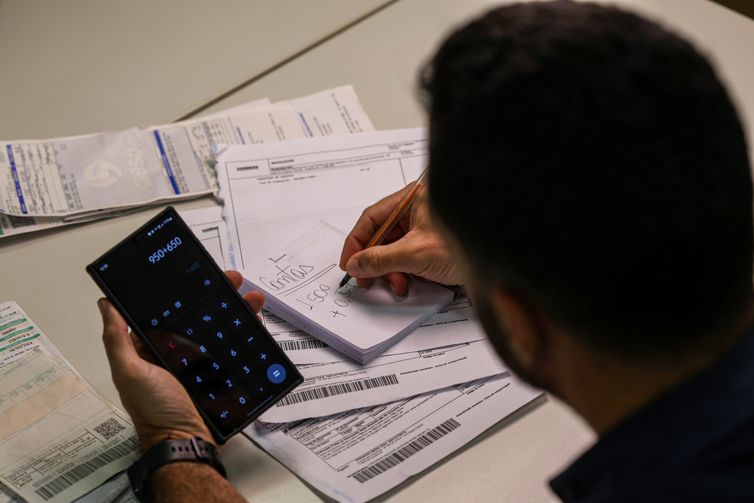 Inflação sobe em setembro em todas as faixas de renda, aponta Ipea