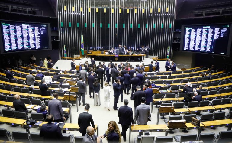 Câmara aprova MP que abre crédito de R$ 1,2 bi para órgãos públicos em razão das enchentes no RS; acompanhe