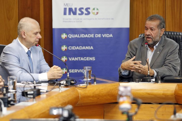 Novo cartão do INSS permite antecipar R$ 150 do benefício sem juros