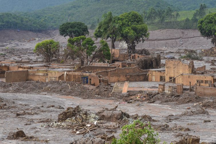 Justiça britânica retomará julgamento de Mariana em 13 de janeiro