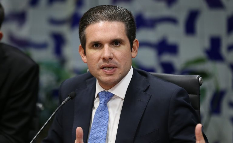 Para aprovar isenção no Imposto de Renda, governo deve apresentar compensações, diz Motta