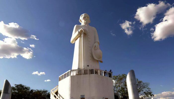 Ceará ganha roteiro turístico da fé por lei federal
